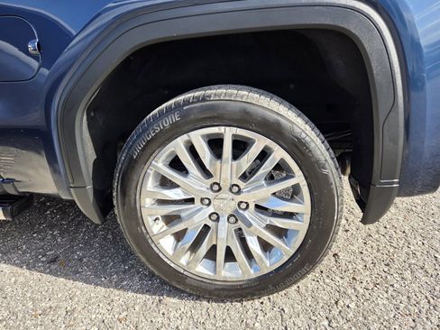 Used 2019 GMC Sierra 1500 Denali w/ Denali Ultimate Package image 12