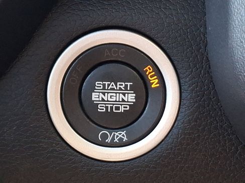 Used 2024 RAM 2500 Big Horn image 22