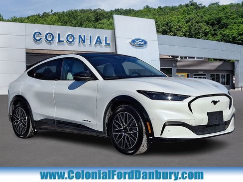 Certified 2024 Ford Mustang Mach-E Premium image 1