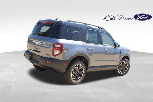 New 2026 Ford Bronco Sport Outer Banks AWD/4WD image 3