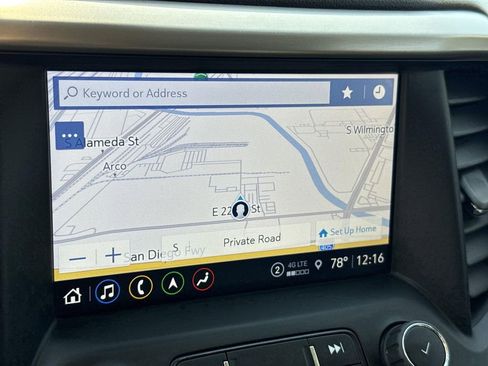 Used 2023 GMC Acadia Denali image 13