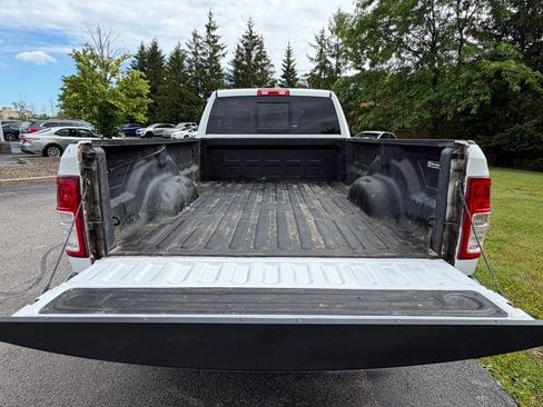 Used 2022 RAM 3500 Tradesman AWD/4WD image 9