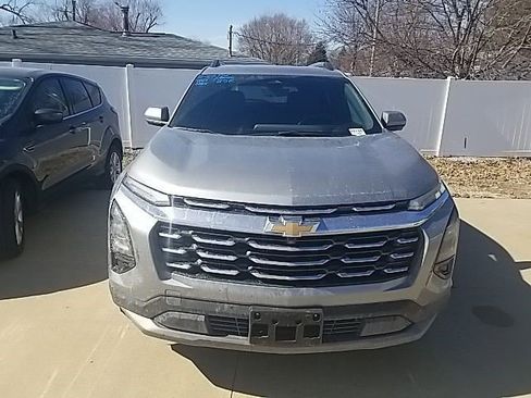 Certified 2025 Chevrolet Equinox LT w/ Convenience Package II image 9
