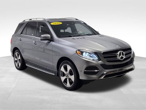 Used 2016 Mercedes-Benz GLE 350 4MATIC w/ Premium Package image 16