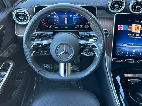 Certified 2025 Mercedes-Benz GLC 350e 4MATIC image 33