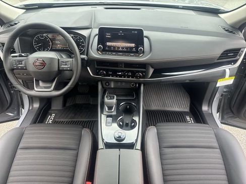 New 2026 Nissan Rogue SV AWD/4WD image 9