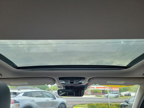 Certified 2023 Kia Sorento AWD image 20
