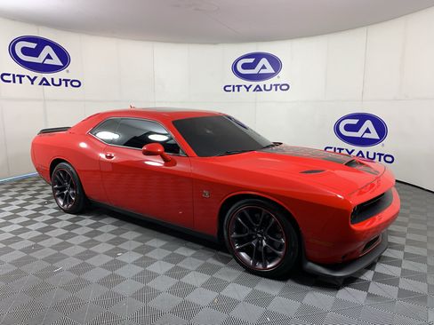 Used 2023 Dodge Challenger R/T Scat Pack w/ Plus Package RWD image 1