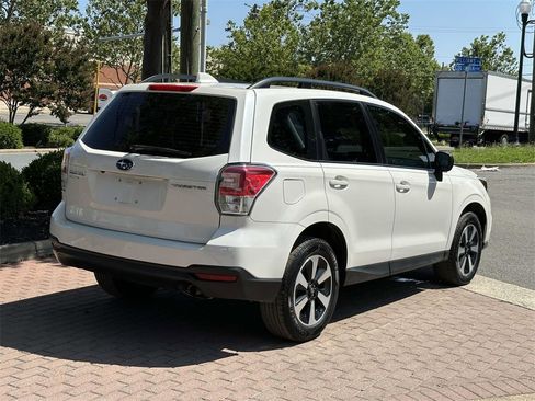 Used 2018 Subaru Forester 2.5i w/ Alloy Wheel Package image 26