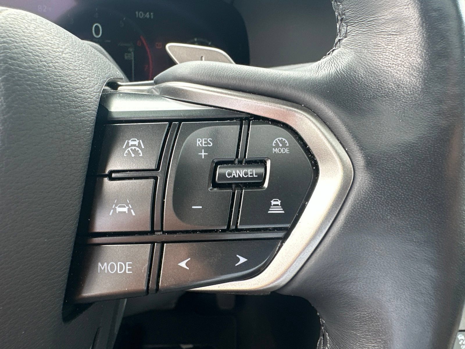 Used 2024 Lexus GX 550 w/ Accessory Package (Z1) AWD/4WD image 17
