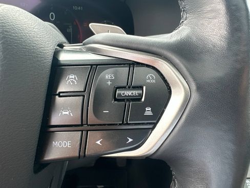 Used 2024 Lexus GX 550 w/ Accessory Package (Z1) AWD/4WD image 17