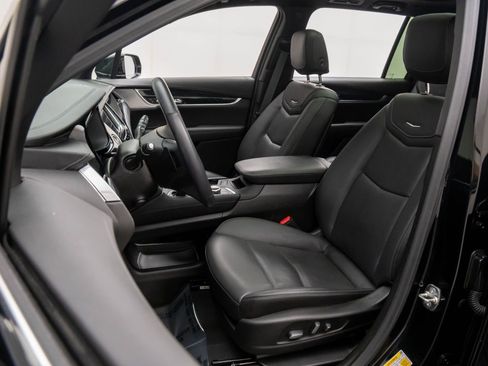 Certified 2024 Cadillac XT6 Premium Luxury w/ LPO, Floor Liner Package image 18