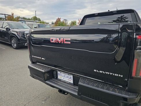 New 2026 GMC Sierra EV Elevation image 15