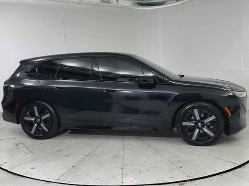 Certified 2023 BMW iX xDrive50 w/ Premium Package AWD/4WD image 9