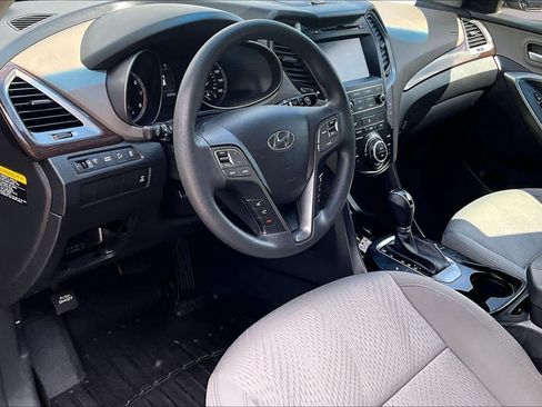 Used 2018 Hyundai Santa Fe Sport w/ 2.4L Value Package 02 AWD/4WD image 17