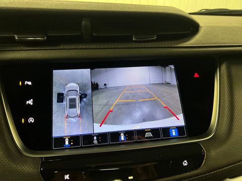 Certified 2026 Cadillac XT5 Premium Luxury w/ LPO, Floor Liner Package image 24