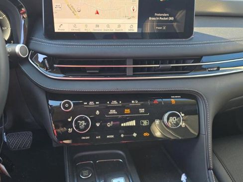 Certified 2023 INFINITI QX60 Luxe w/ Cargo Package image 12