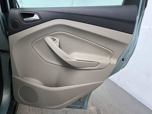 Used 2013 Ford C-MAX SEL FWD image 13