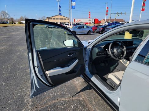 New 2025 Honda Accord EX-L image 22