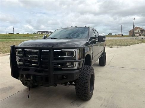 Used 2025 Ford F250 King Ranch w/ Chrome Package AWD/4WD image 1