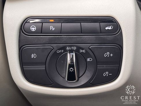 Certified 2022 INFINITI QX50 Essential image 21