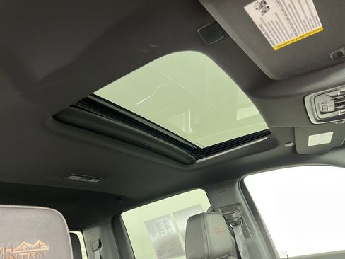 Certified 2023 Chevrolet Silverado 1500 High Country w/ High Country Premium Package image 7