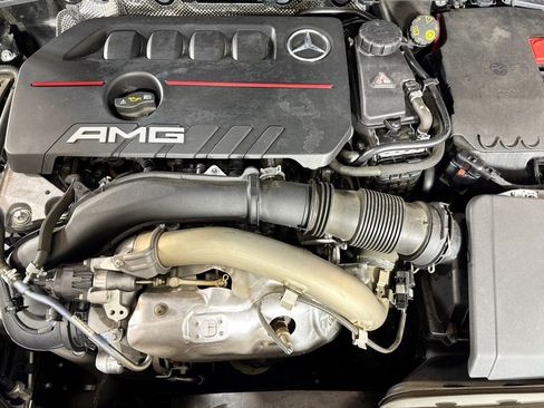 Certified 2022 Mercedes-Benz GLB 35 AMG AMG GLB 35 4MATIC SUV image 29