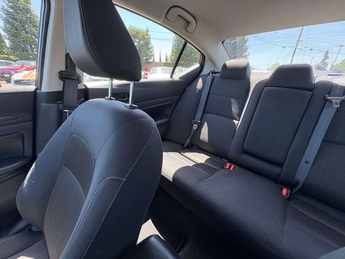 Used 2025 Nissan Altima 2.5 SV image 40