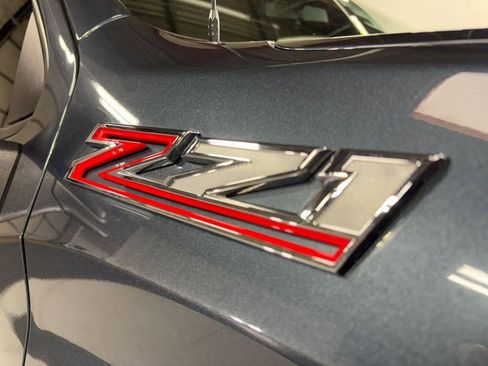 Used 2020 Chevrolet Silverado 1500 LT Trail Boss image 5