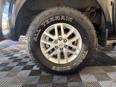 Used 2014 Nissan Frontier SV AWD/4WD image 39