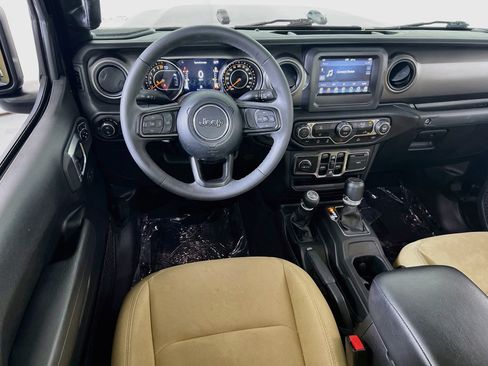 Used 2023 Jeep Gladiator Sport AWD/4WD image 20