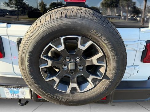 Used 2024 Jeep Wrangler Sahara w/ Safety Group image 34
