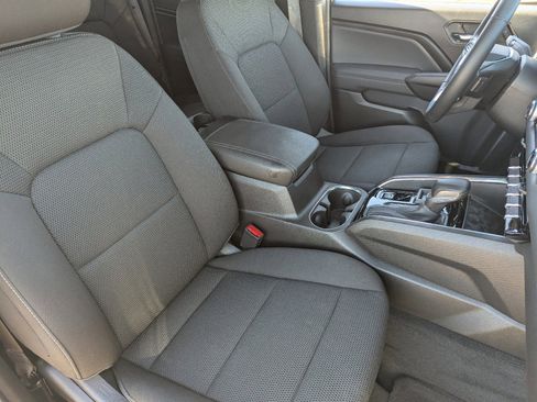 Used 2024 GMC Canyon Elevation w/ Trailering Package image 11