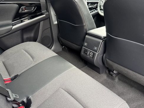 Certified 2023 Toyota bZ4X XLE image 30