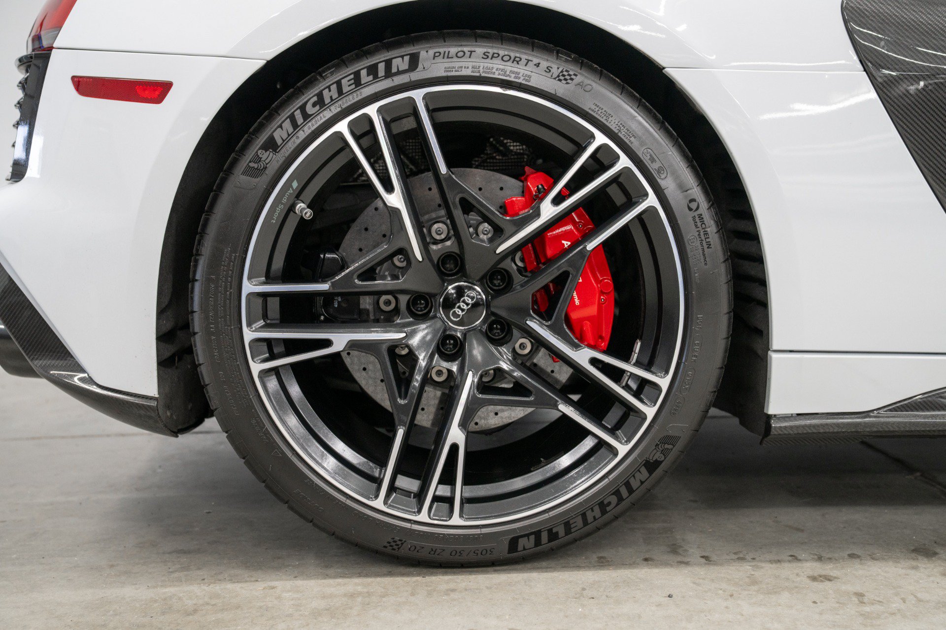 Used 2020 Audi R8 V10 performance AWD/4WD image 38