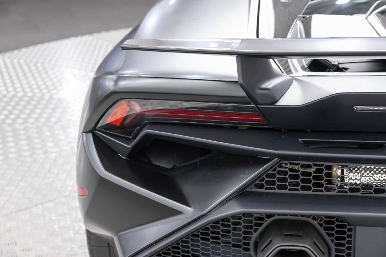Used 2023 Lamborghini Huracan Tecnica RWD image 51
