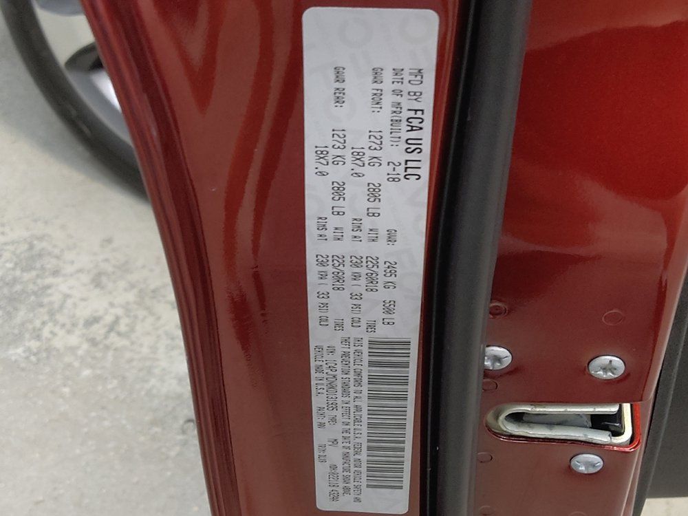 Used 2019 Jeep Cherokee Limited AWD/4WD image 33