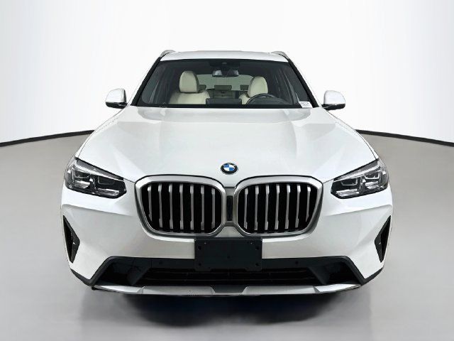 Used 2024 BMW X3 xDrive30i w/ Premium Package w/ZPA AWD/4WD image 2