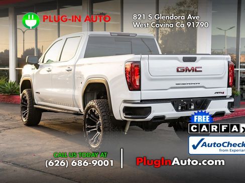 Used 2021 GMC Sierra 1500 AT4 w/ AT4 Premium Package image 2