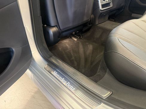 Used 2019 Mercedes-Benz S 450 4MATIC Sedan w/ AMG Line Exterior image 38