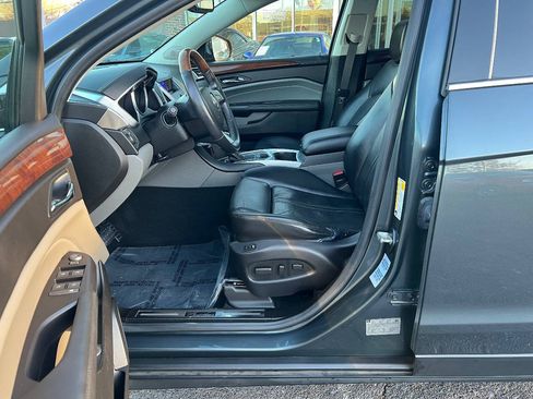 Used 2011 Cadillac SRX Luxury FWD image 22