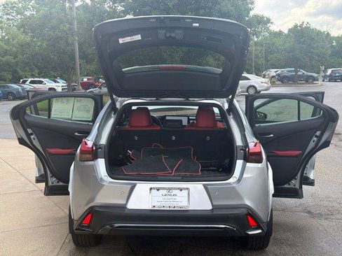 Certified 2024 Lexus UX 250h F Sport FWD image 11