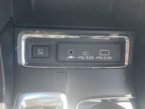 Used 2024 Subaru Ascent Limited w/ Technology Package AWD/4WD image 29