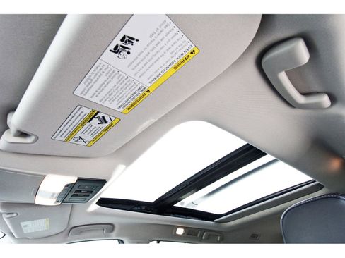 Used 2024 Nissan Pathfinder SL w/ SL Premium Package image 34