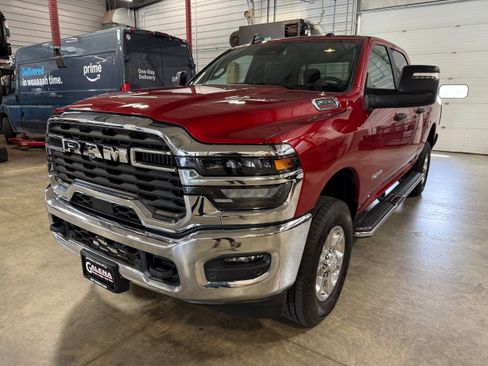 Used 2026 RAM 2500 Big Horn AWD/4WD image 36