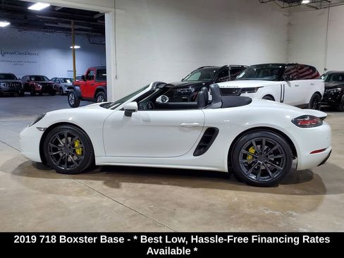 Used 2019 Porsche 718 Boxster RWD image 12