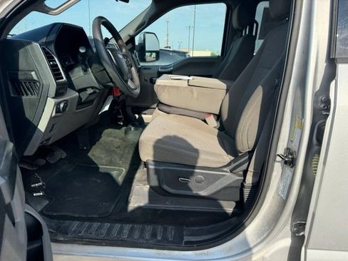 Used 2017 Ford F350 XLT w/ XLT Premium Package AWD/4WD image 2