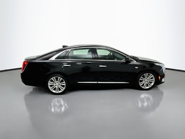 Used 2019 Cadillac XTS Luxury w/ Driver Awareness Package FWD image 8
