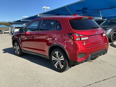 Used 2024 Mitsubishi Outlander Sport SE image 4