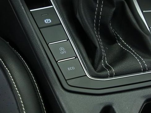 New 2026 Volkswagen Jetta SE image 25